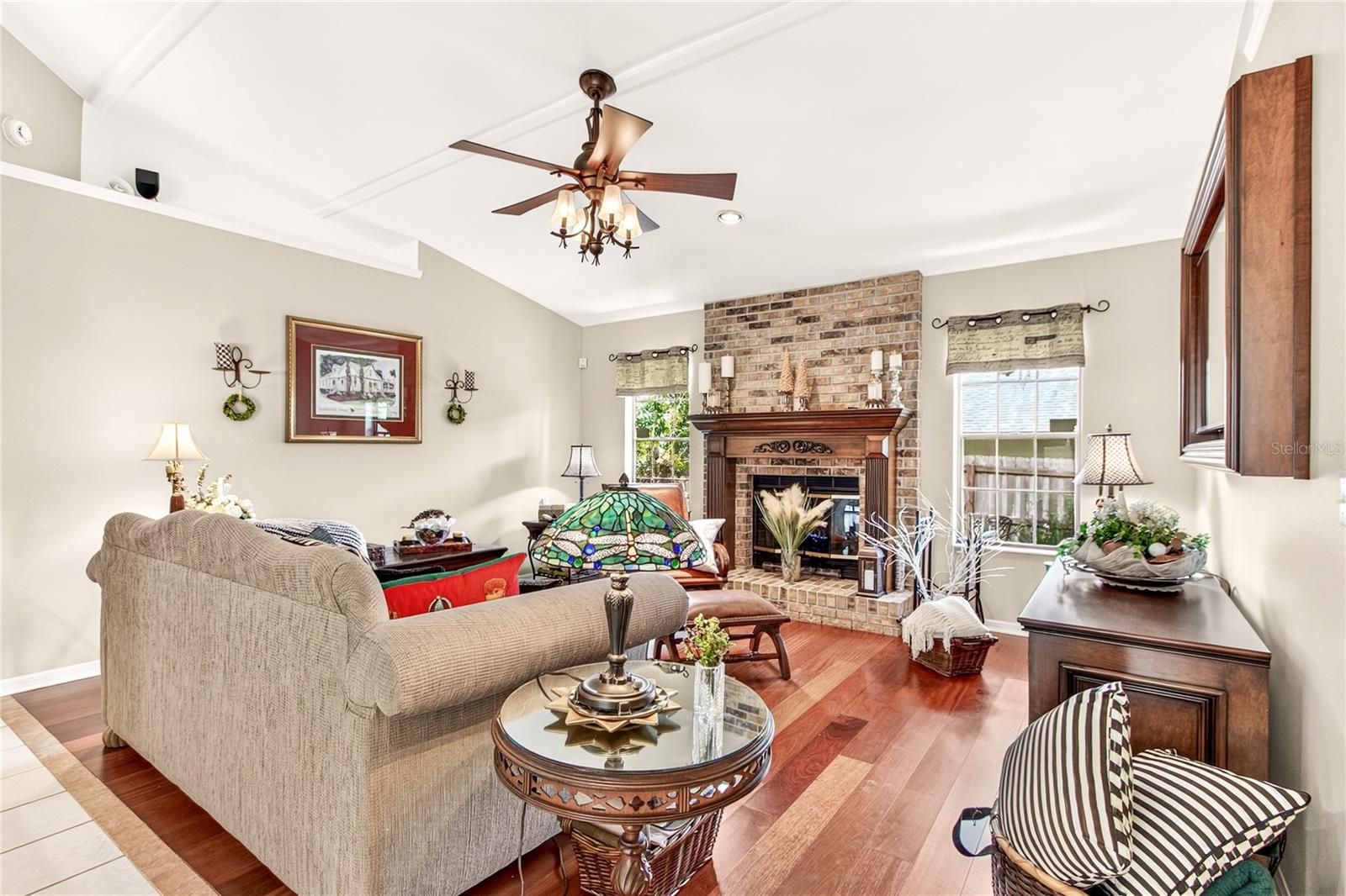 CEDAR BEND - Residential