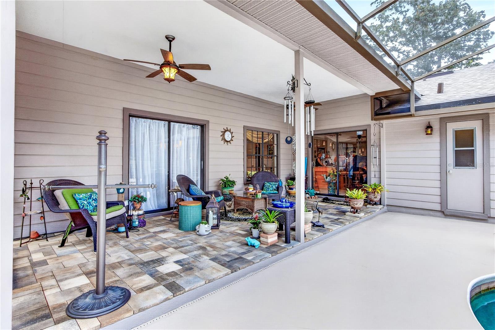 CEDAR BEND - Residential