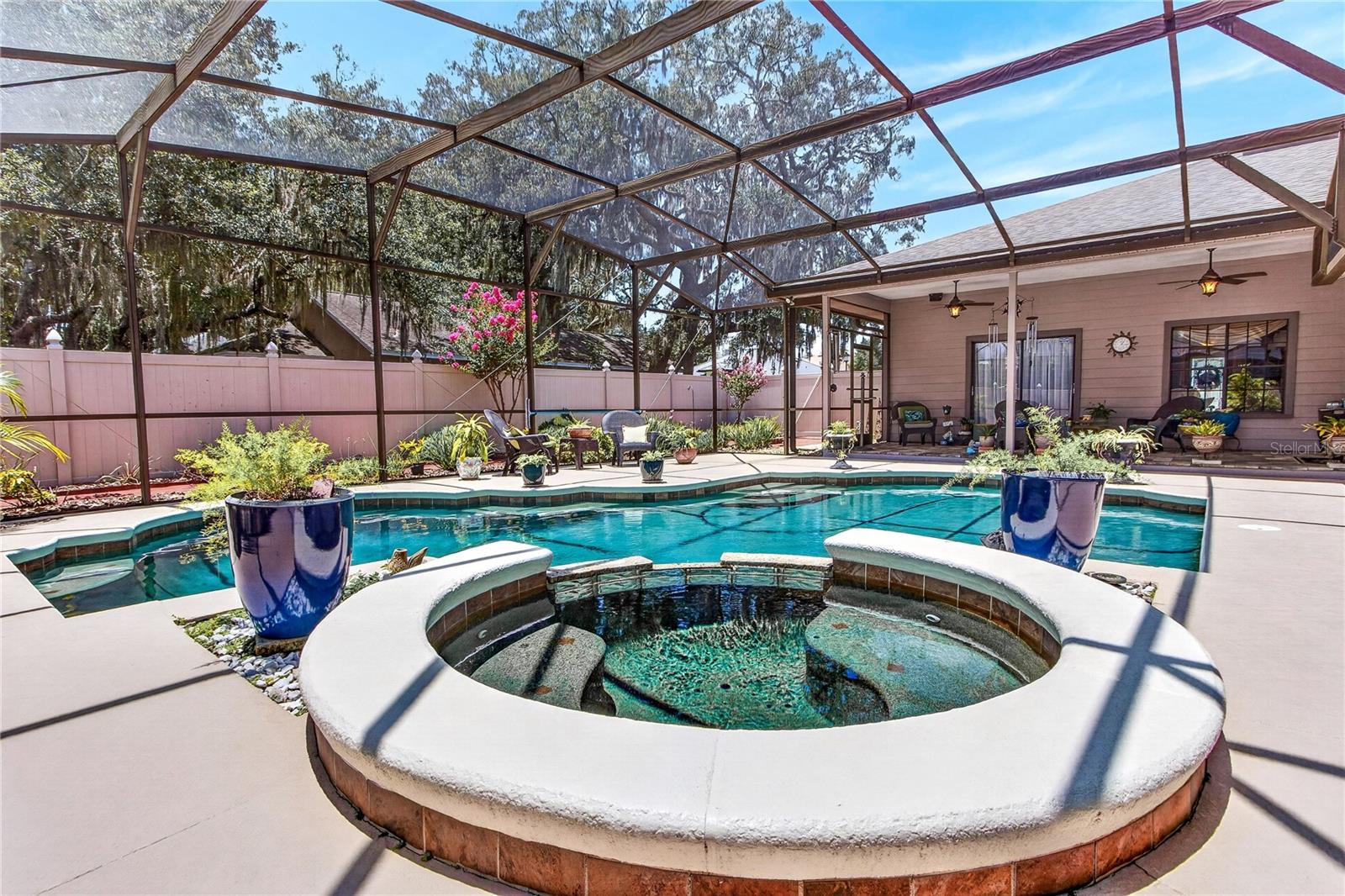 CEDAR BEND - Residential