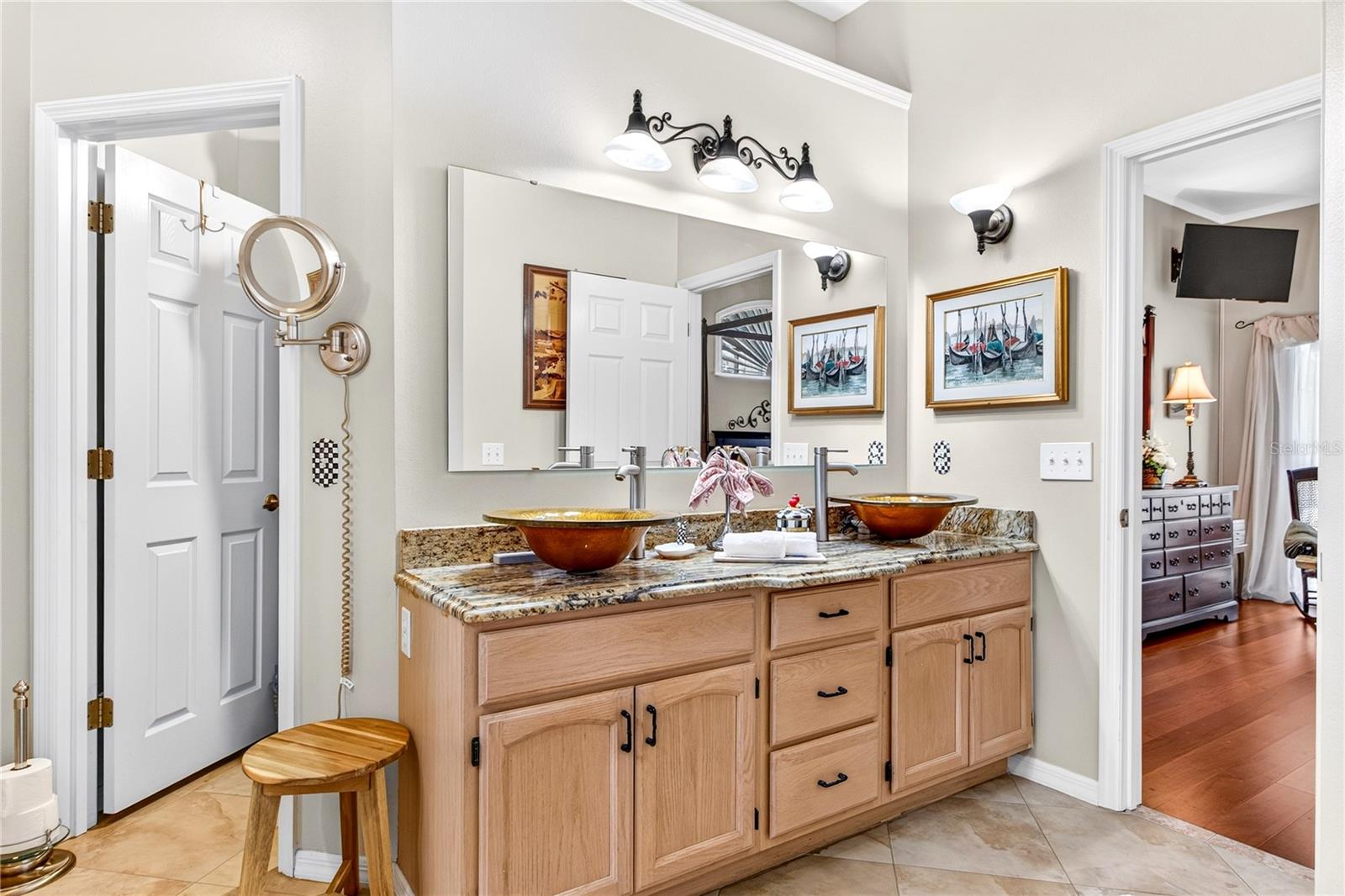 CEDAR BEND - Residential
