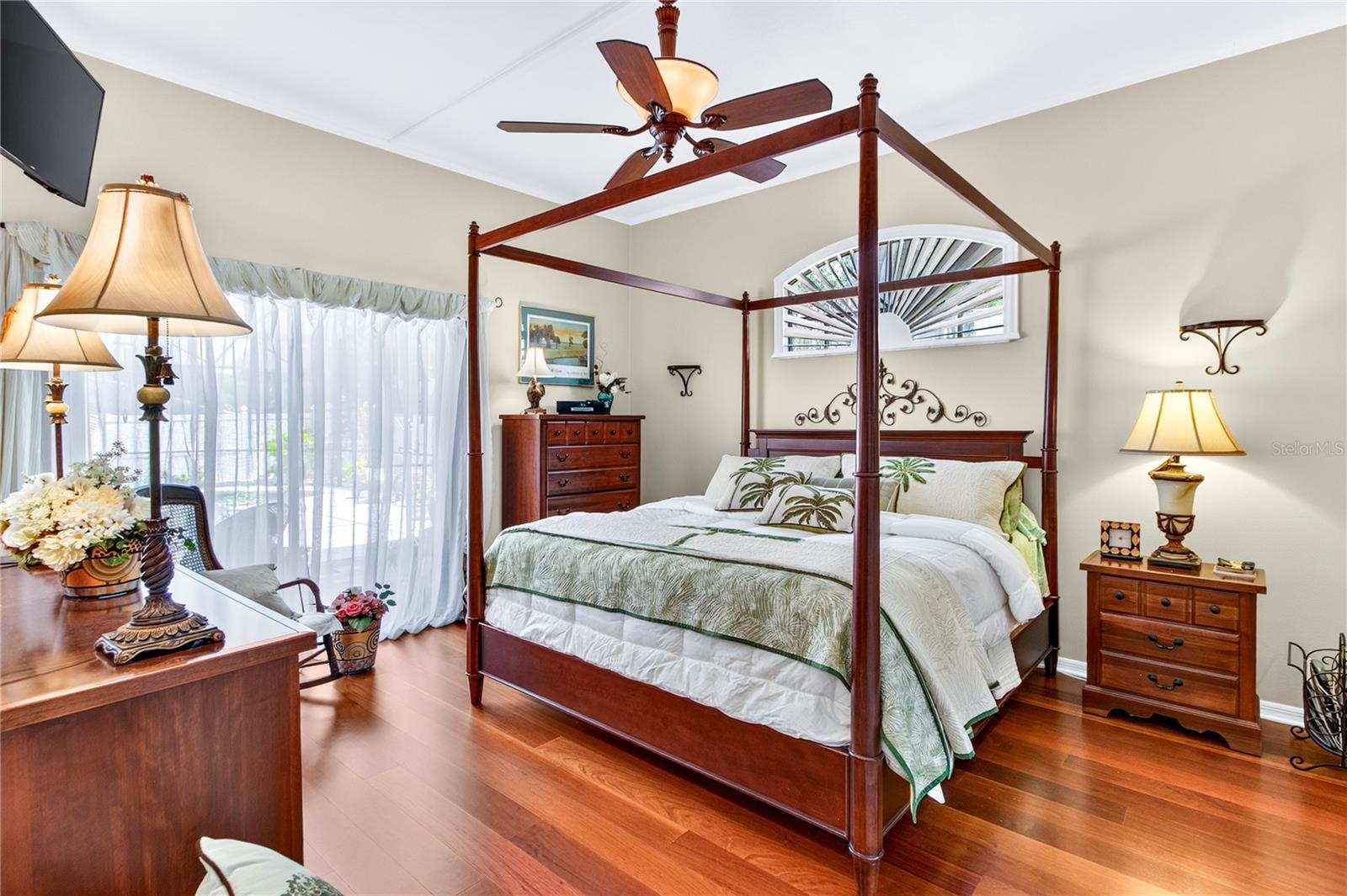 CEDAR BEND - Residential