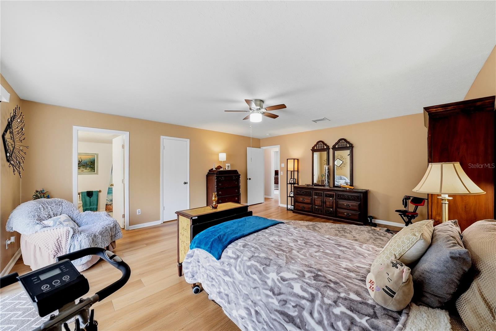 WOODBRIAR VILLAGE UNIT III - Residential