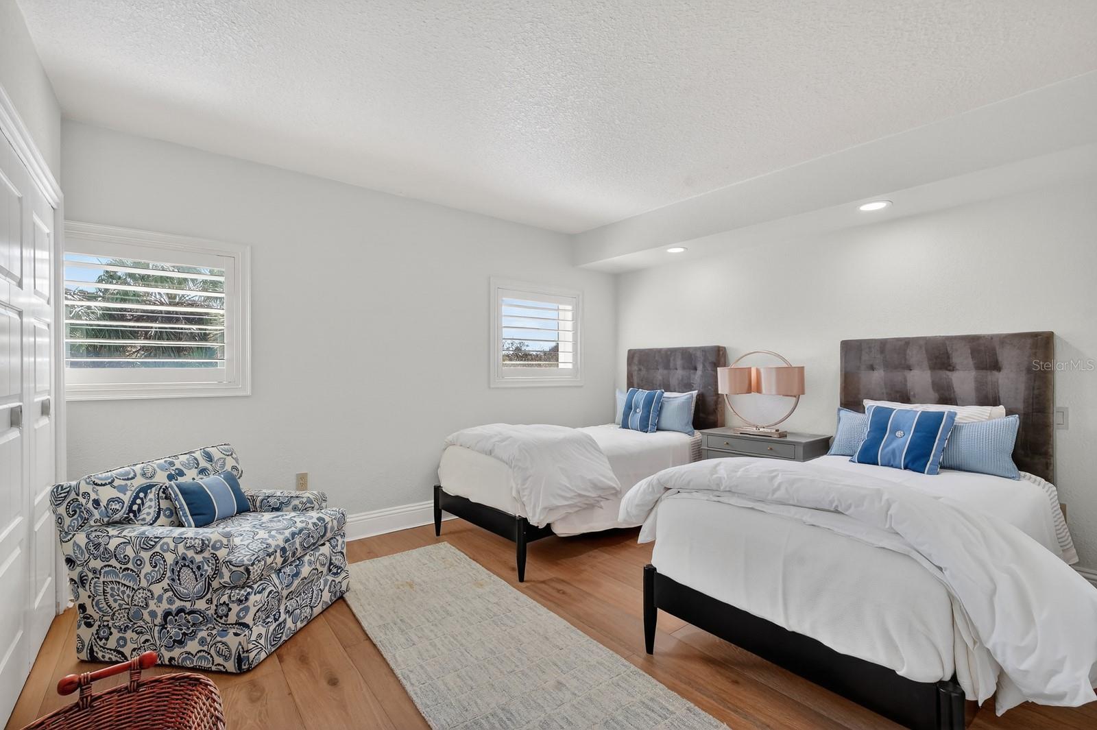 HAMMOCK DUNES - Residential