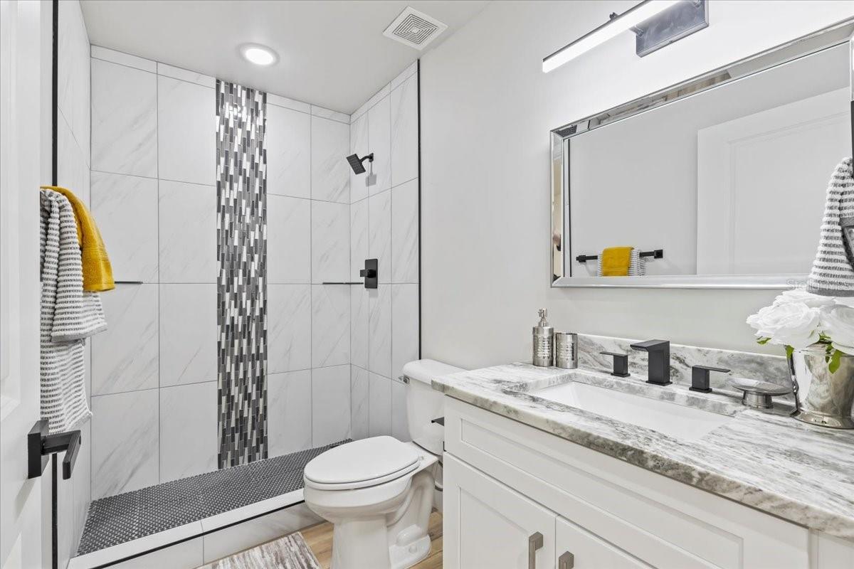 4TH ADD TO BRONSON HEIGHTS - Residential