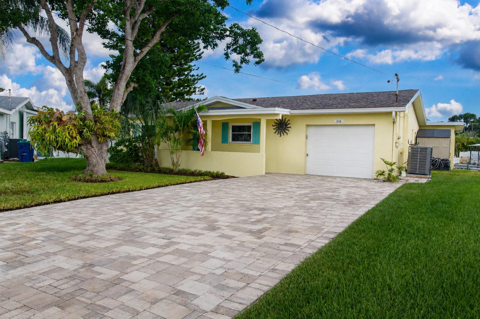 BAYWOOD VILLAGE - Residential