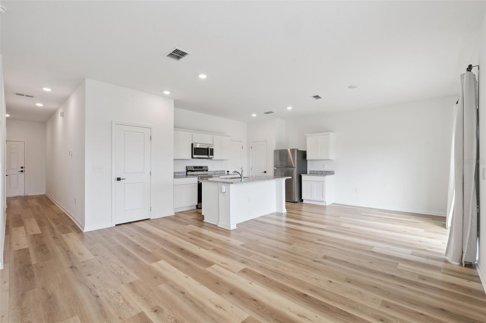 PHILLIPS LANDING - Residential