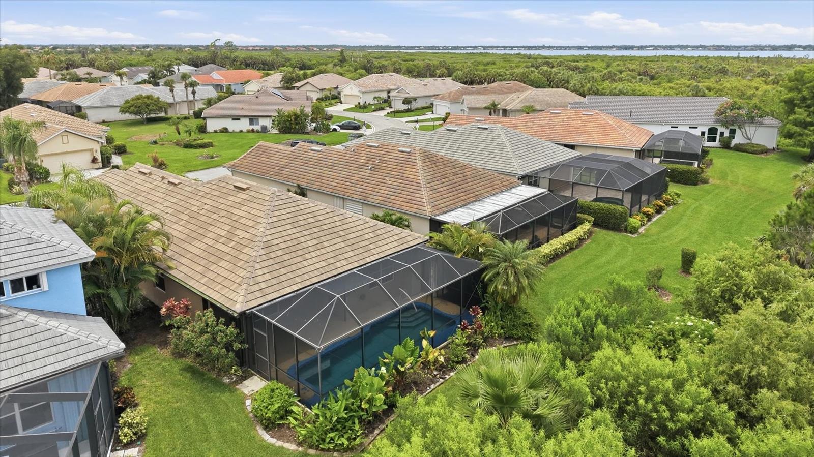 RIVERWOOD - Residential