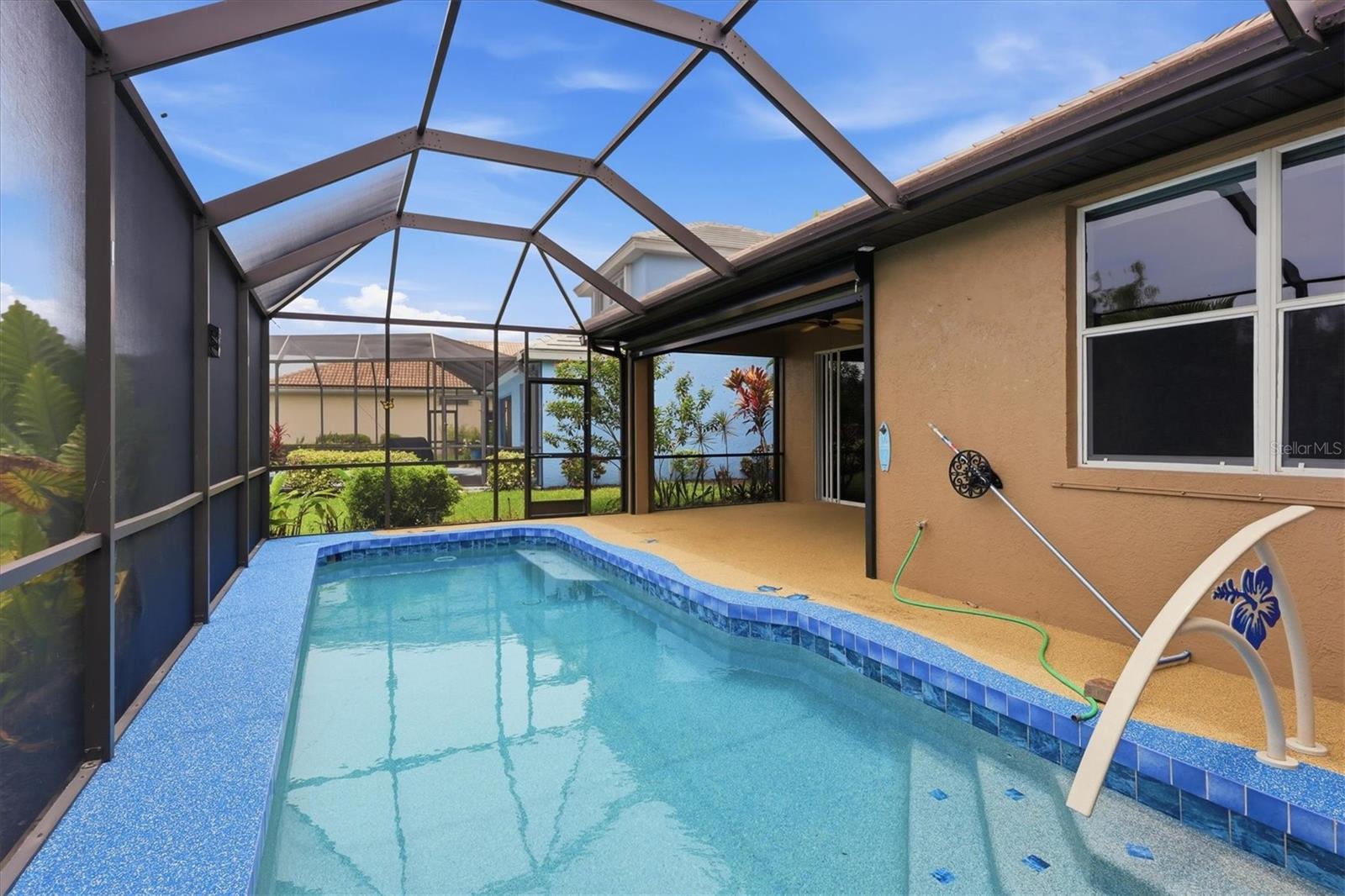 RIVERWOOD - Residential