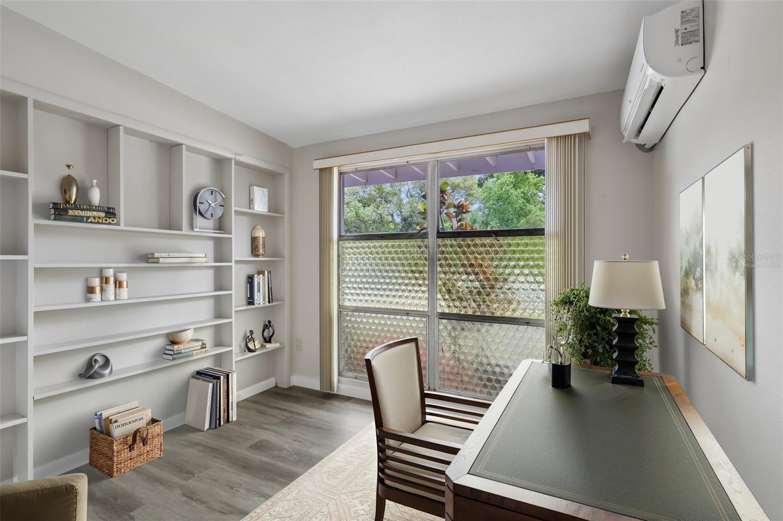 SUNSET GARDENS - Residential