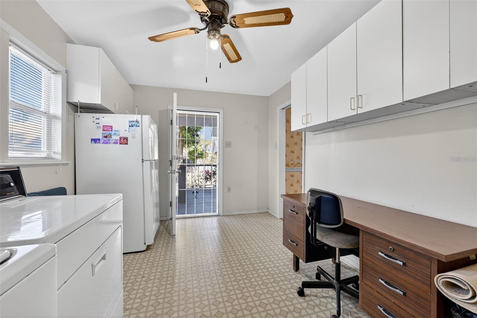 CATHCARTS SQUARE - Residential