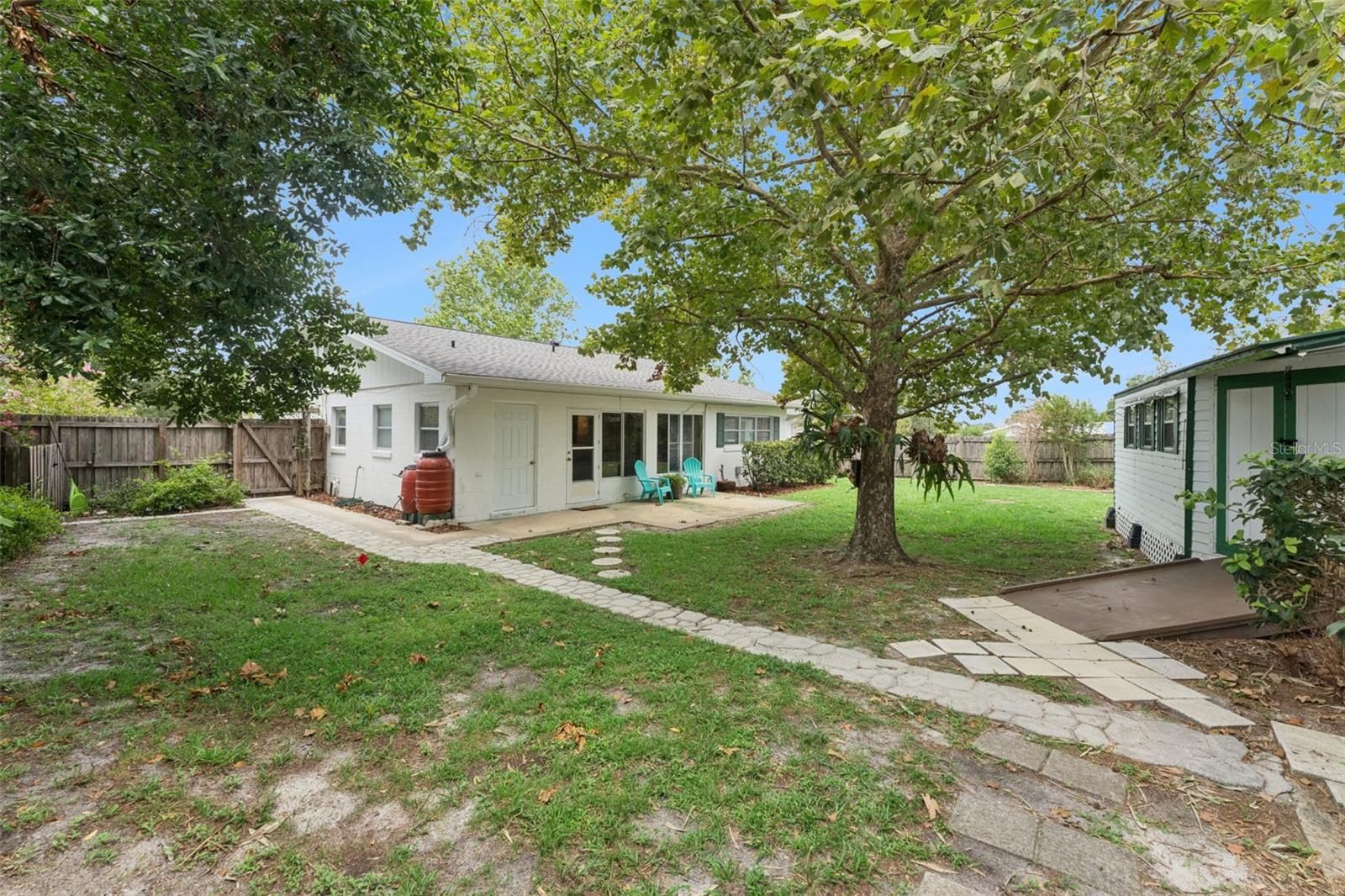 LAKE MARIE ESTATES - Residential