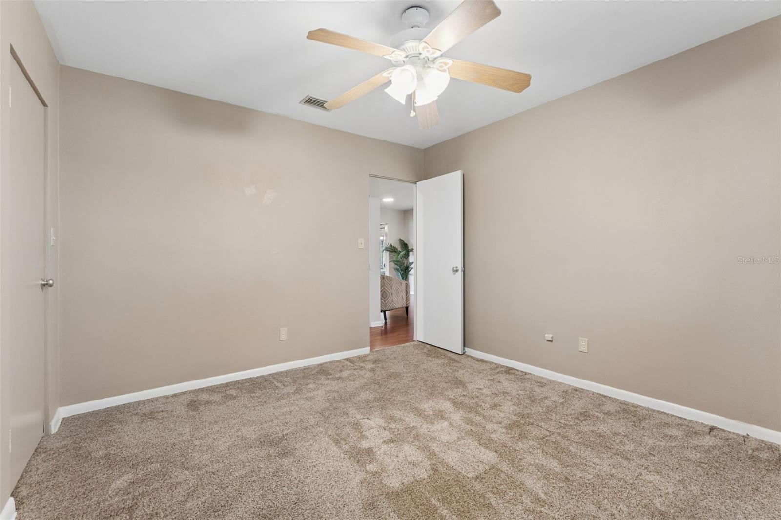 LAKE MARIE ESTATES - Residential