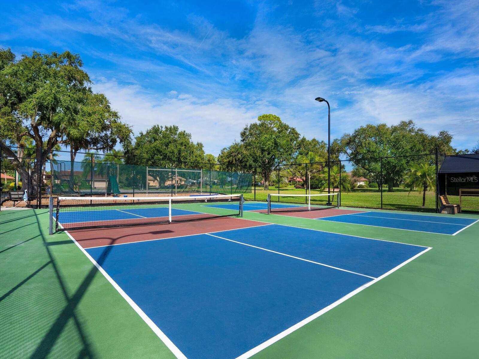 SOUTHBAY YACHT & RACQUET CLUB - Residential