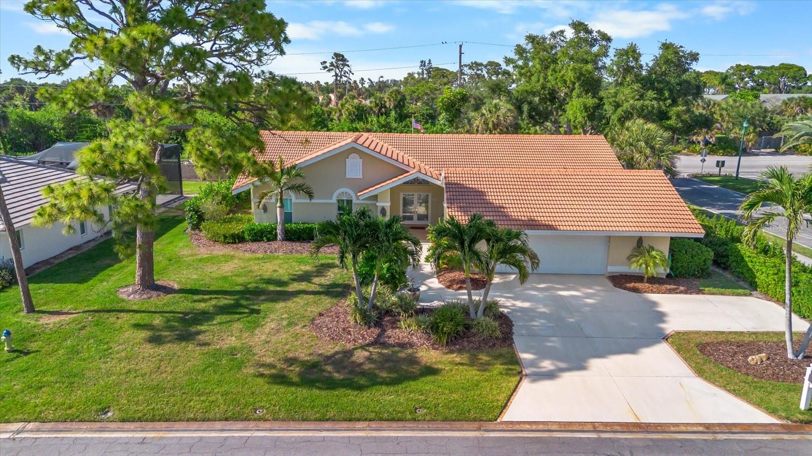 SOUTHBAY YACHT & RACQUET CLUB - Residential