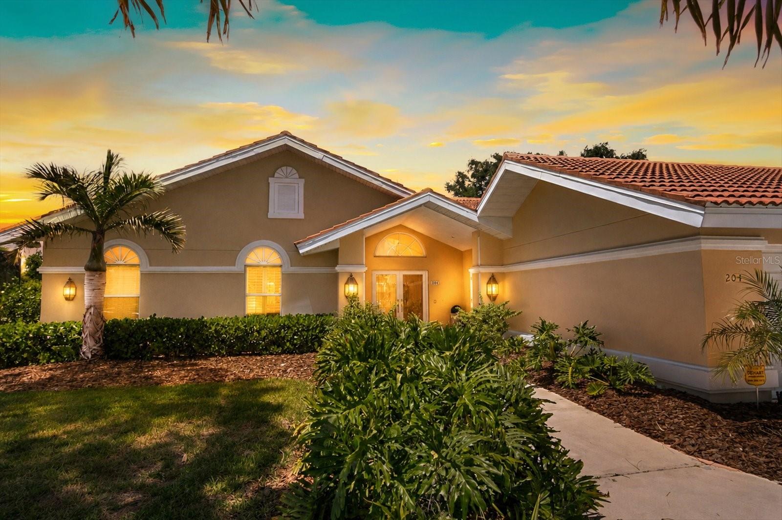 SOUTHBAY YACHT & RACQUET CLUB - Residential