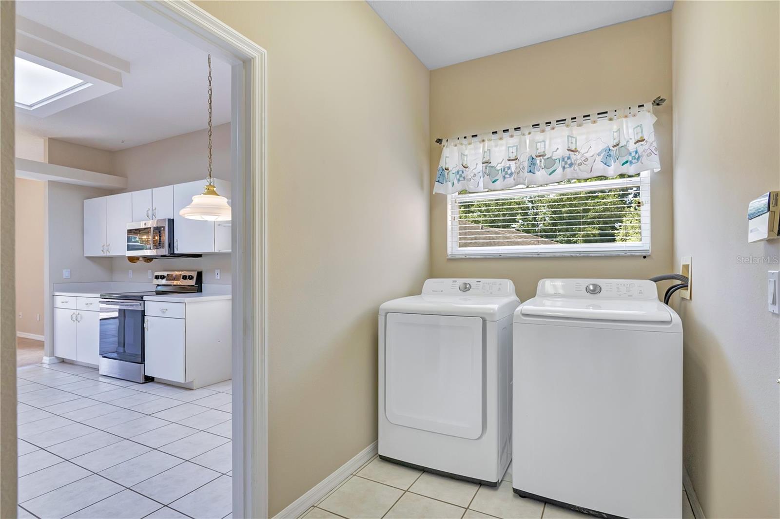CAMBRIDGE AT KINGS RIDGE - Residential