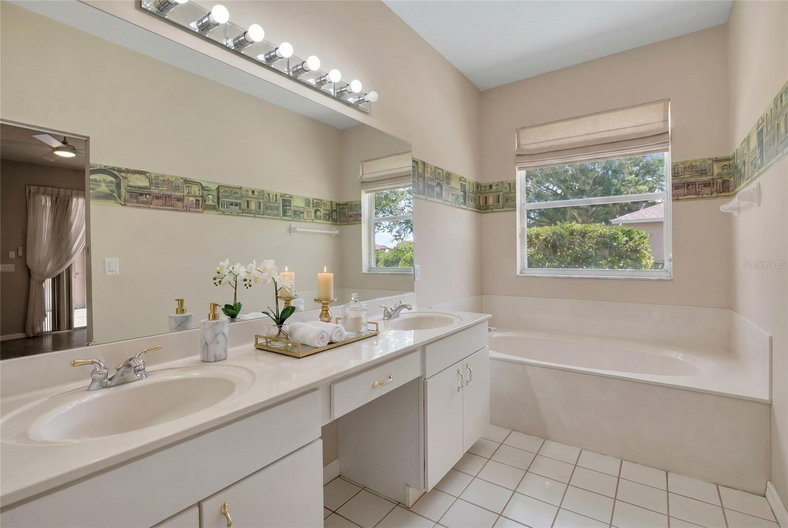 CAMBRIDGE AT KINGS RIDGE - Residential