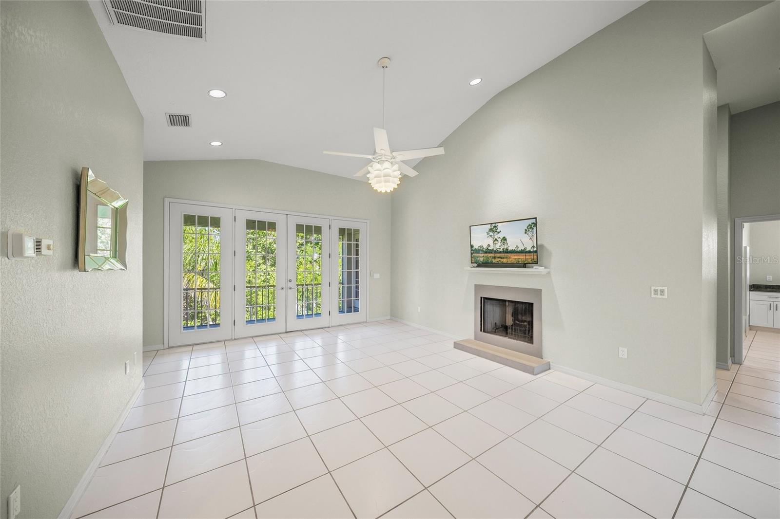 SLEEPY LAGOON PARK - Residential
