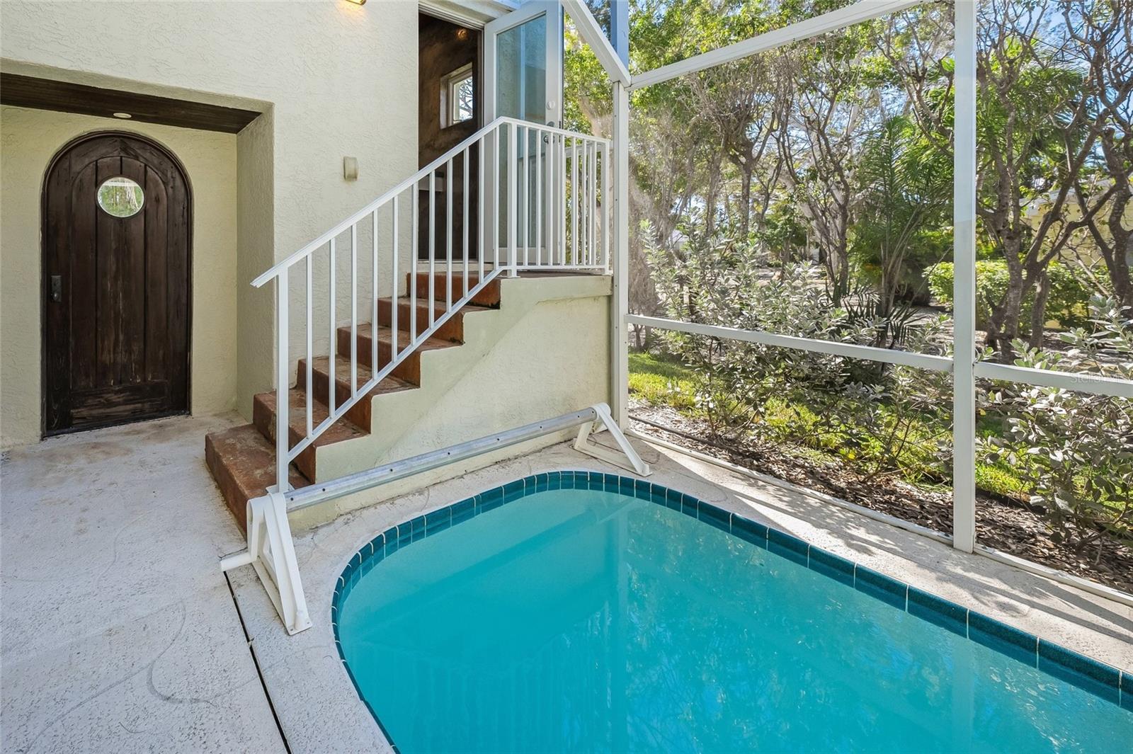 SLEEPY LAGOON PARK - Residential