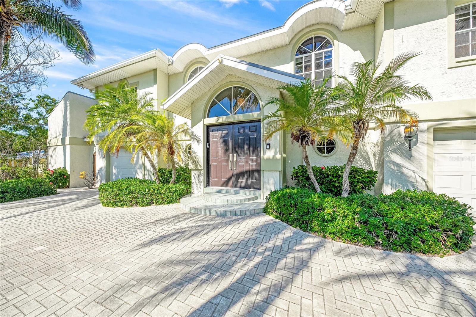 SLEEPY LAGOON PARK - Residential