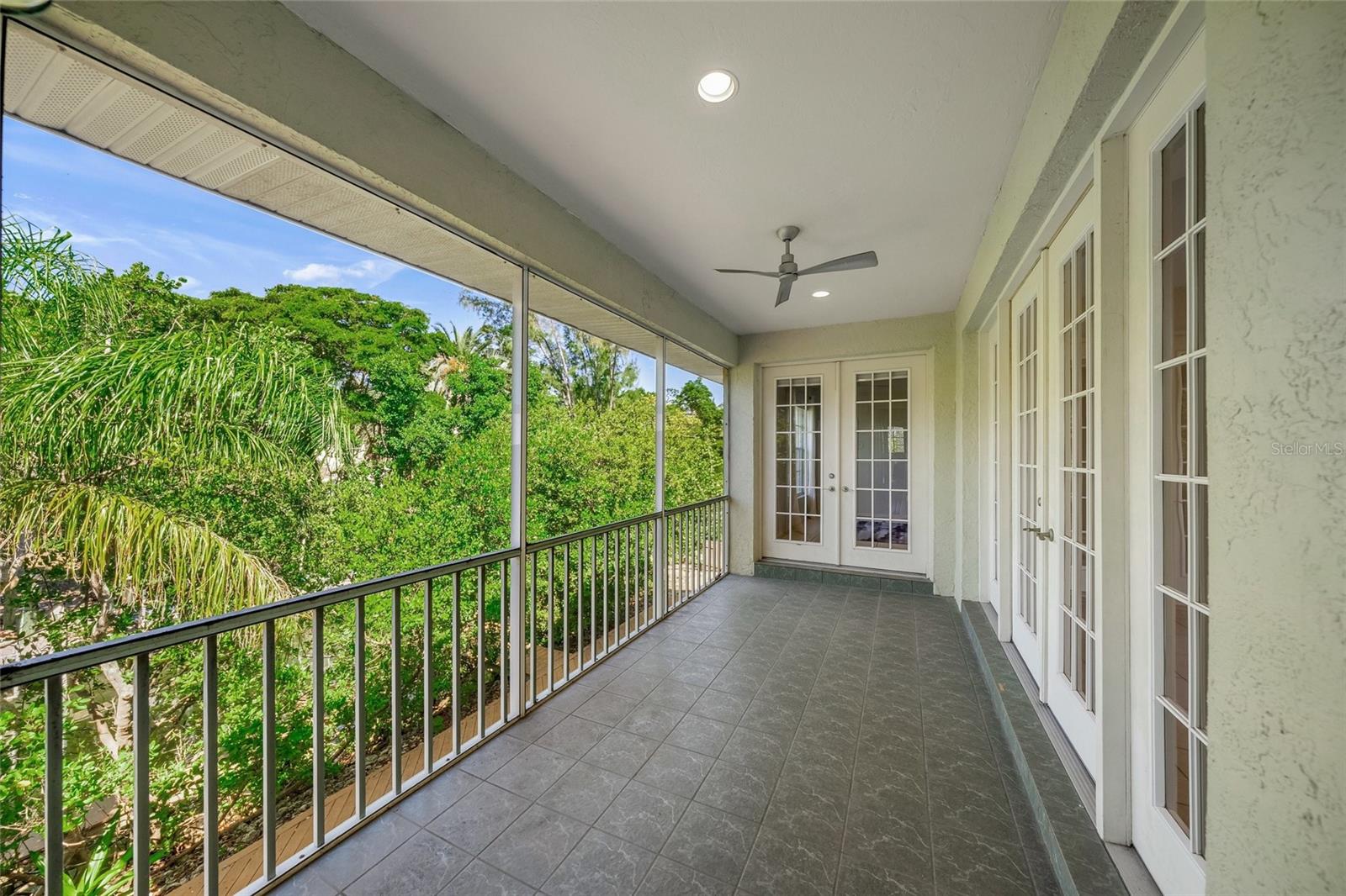 SLEEPY LAGOON PARK - Residential