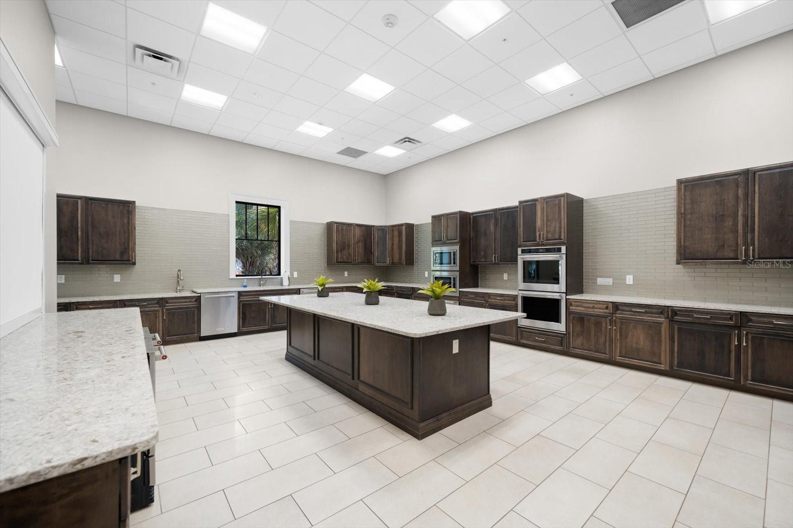 DEL WEBB PH III SUBPH 3A, 3B & 3C - Residential