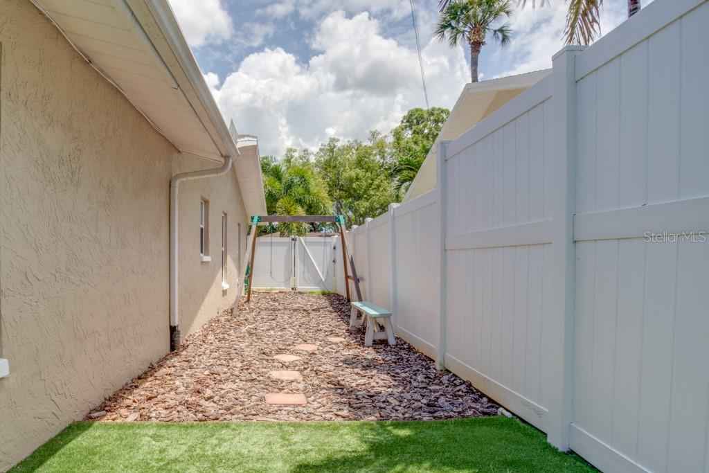 BAYHAVEN 2ND ADD - Residential
