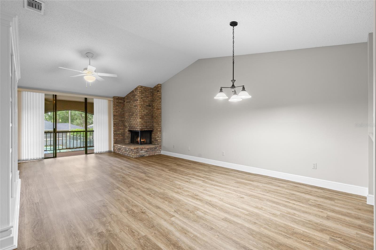 KENSINGTON PARK PH 3 A CONDO - Residential