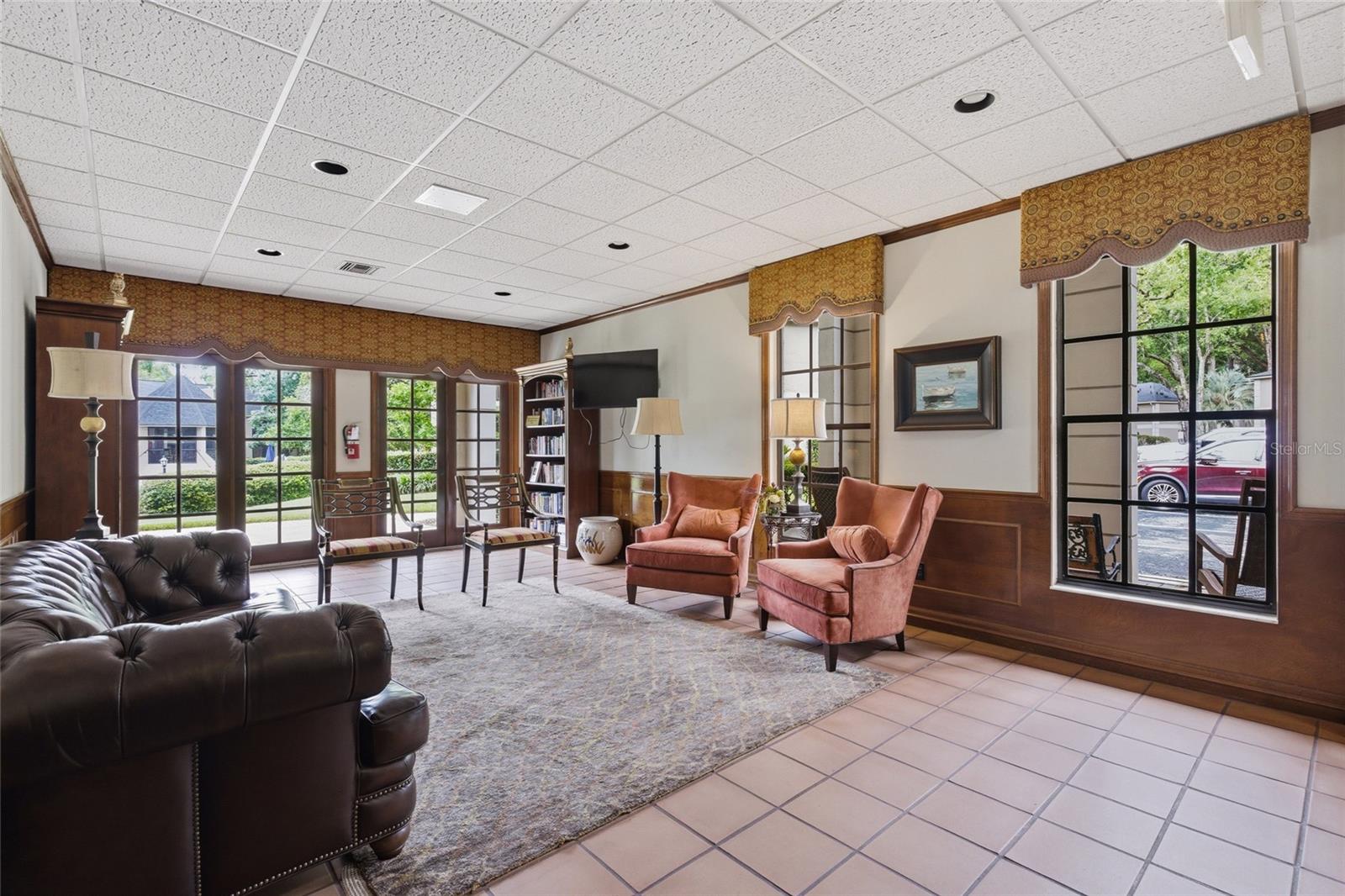 KENSINGTON PARK PH 3 A CONDO - Residential