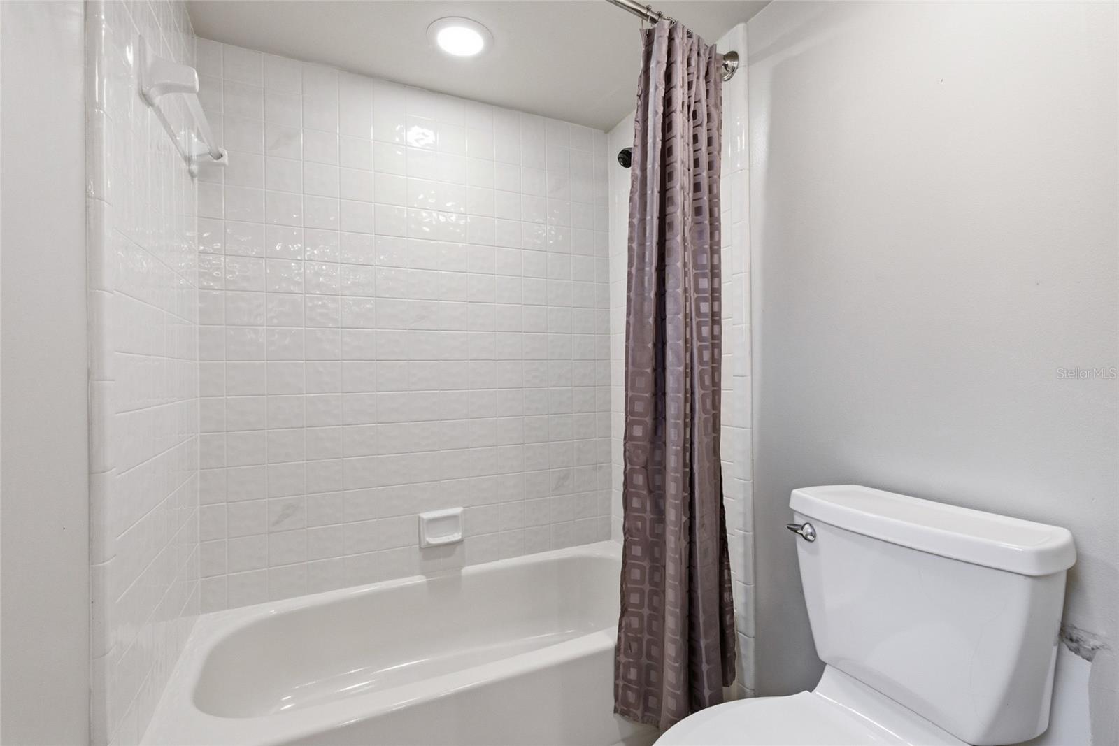 KENSINGTON PARK PH 3 A CONDO - Residential