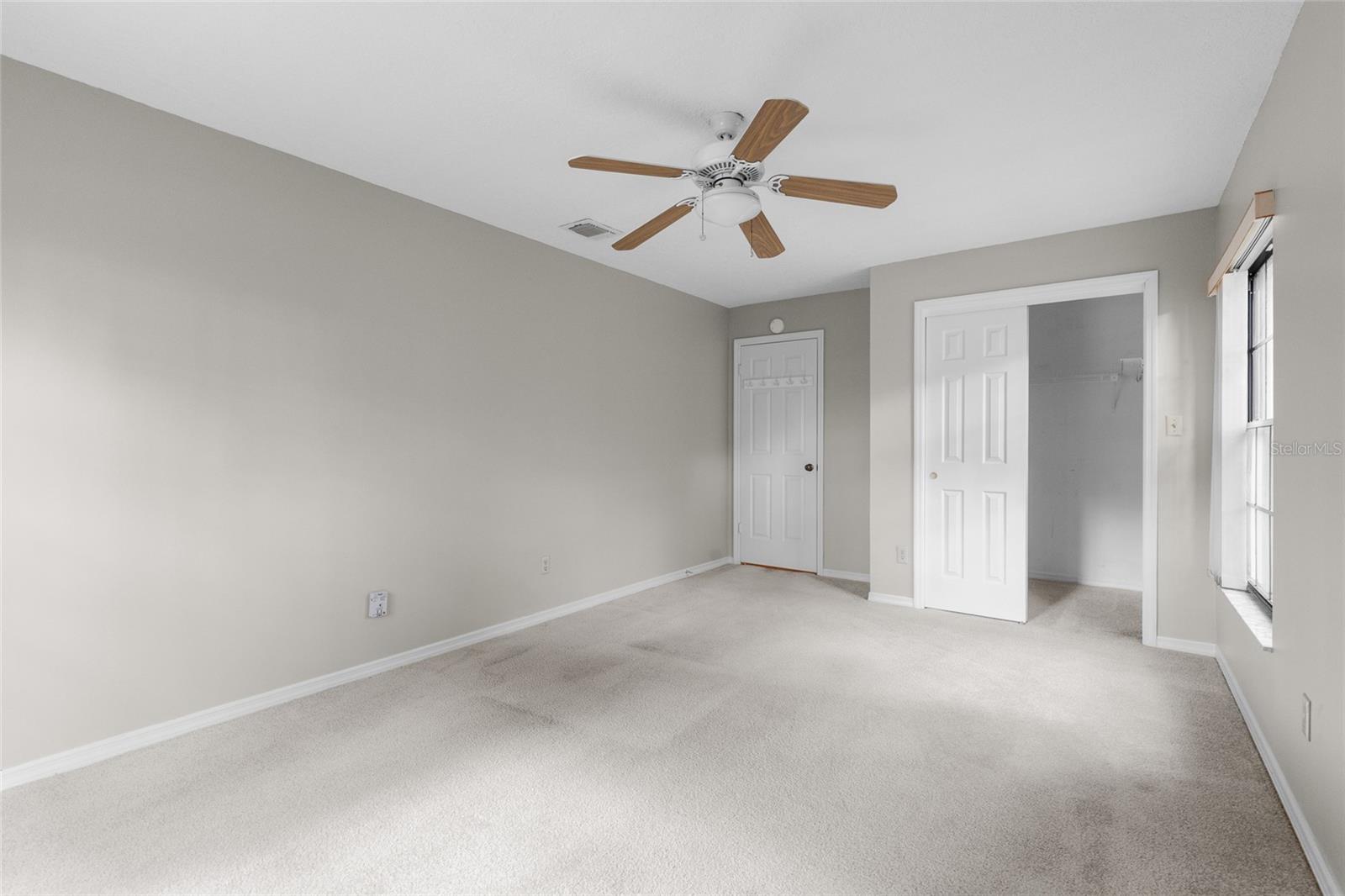KENSINGTON PARK PH 3 A CONDO - Residential