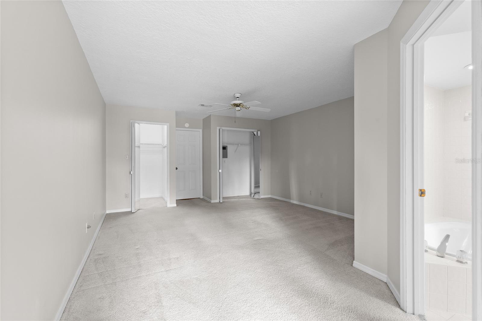 KENSINGTON PARK PH 3 A CONDO - Residential