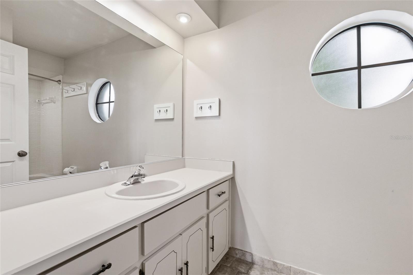 KENSINGTON PARK PH 3 A CONDO - Residential