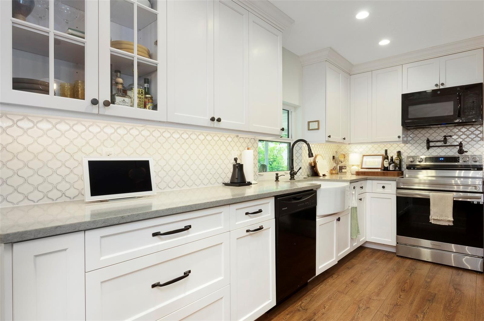 WOODLAWN LAKES SECOND ADD - Residential