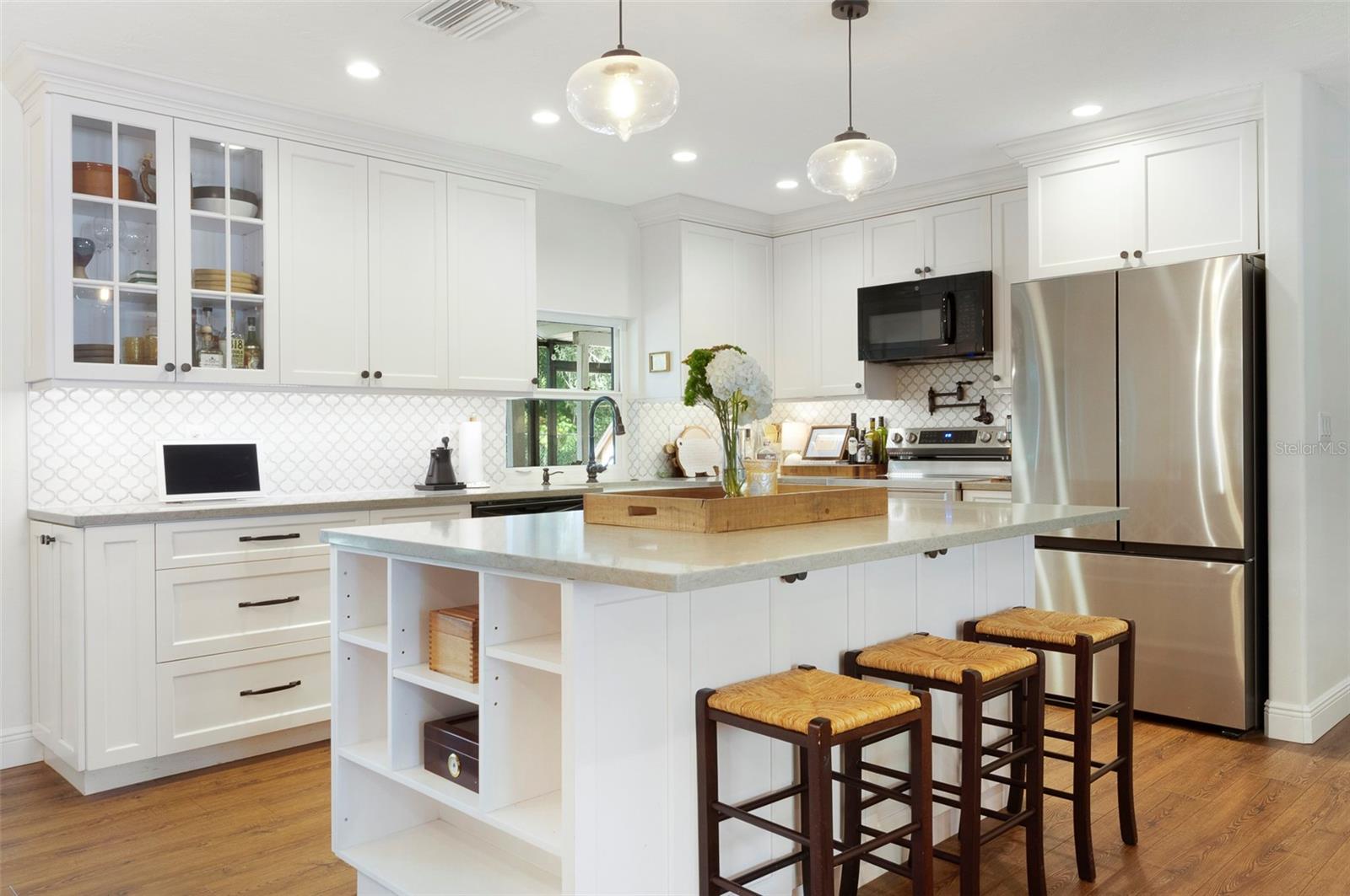WOODLAWN LAKES SECOND ADD - Residential