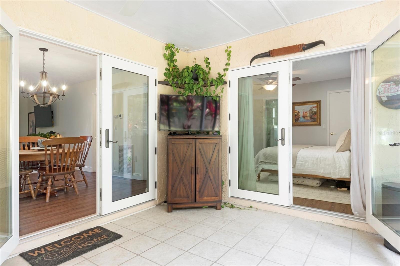 WOODLAWN LAKES SECOND ADD - Residential