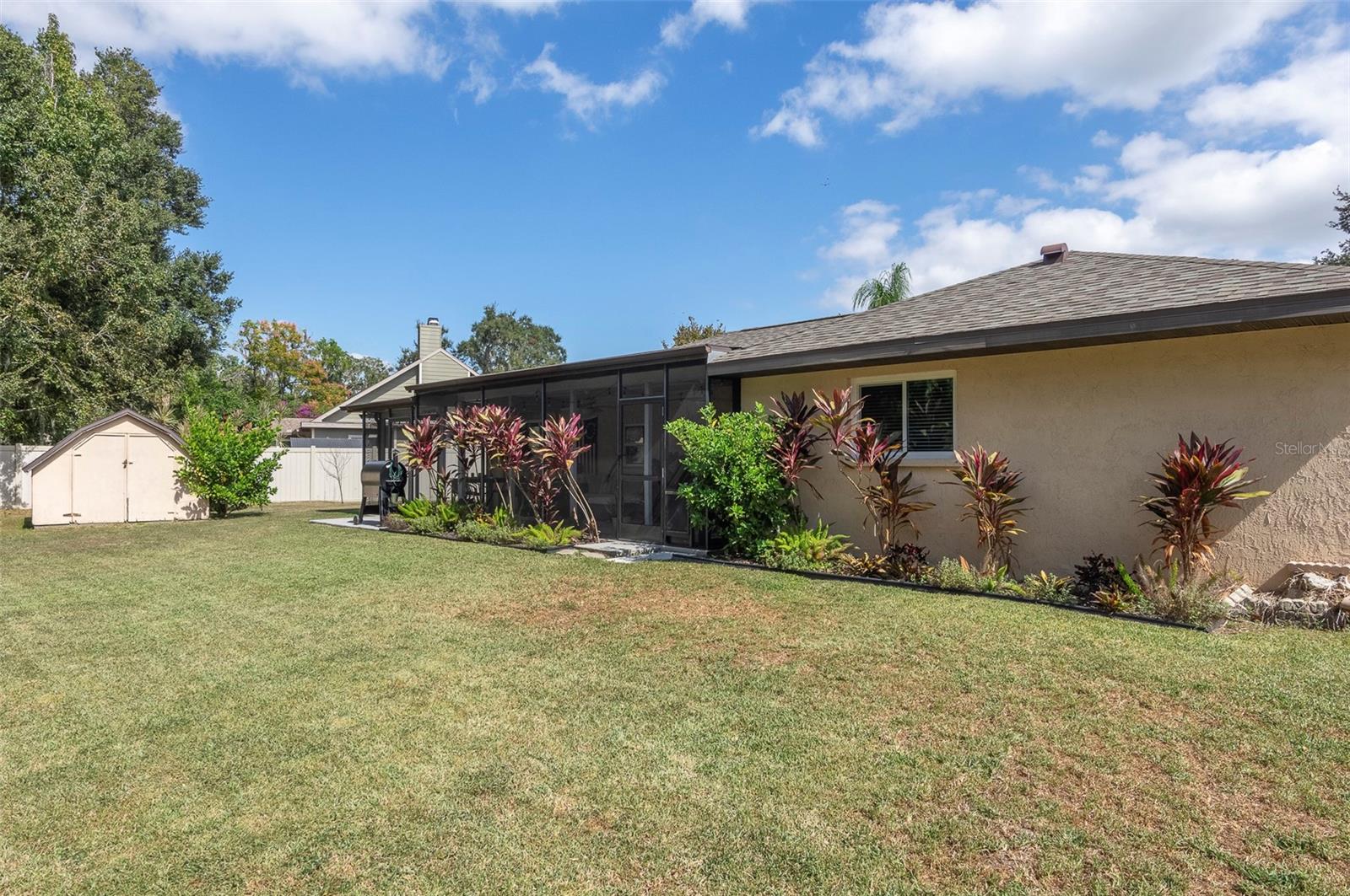 WOODLAWN LAKES SECOND ADD - Residential