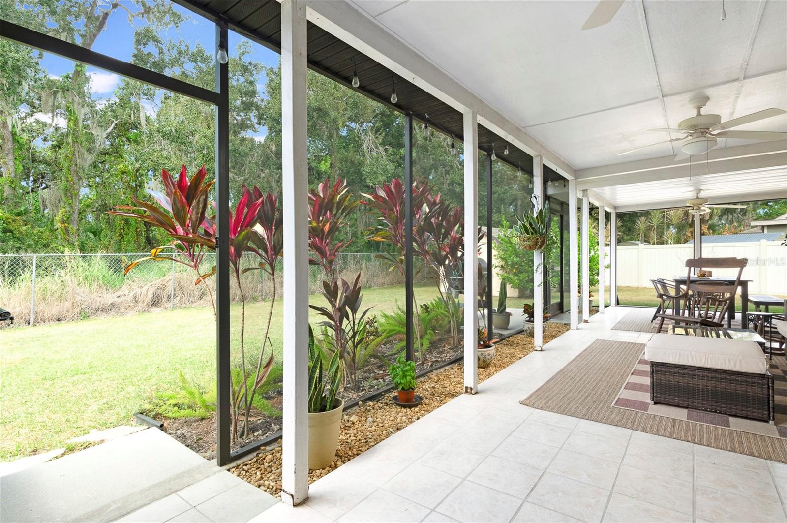 WOODLAWN LAKES SECOND ADD - Residential