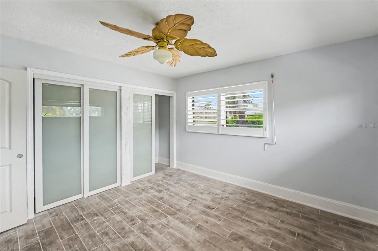 SUNRAY BEACH HOMES - Residential