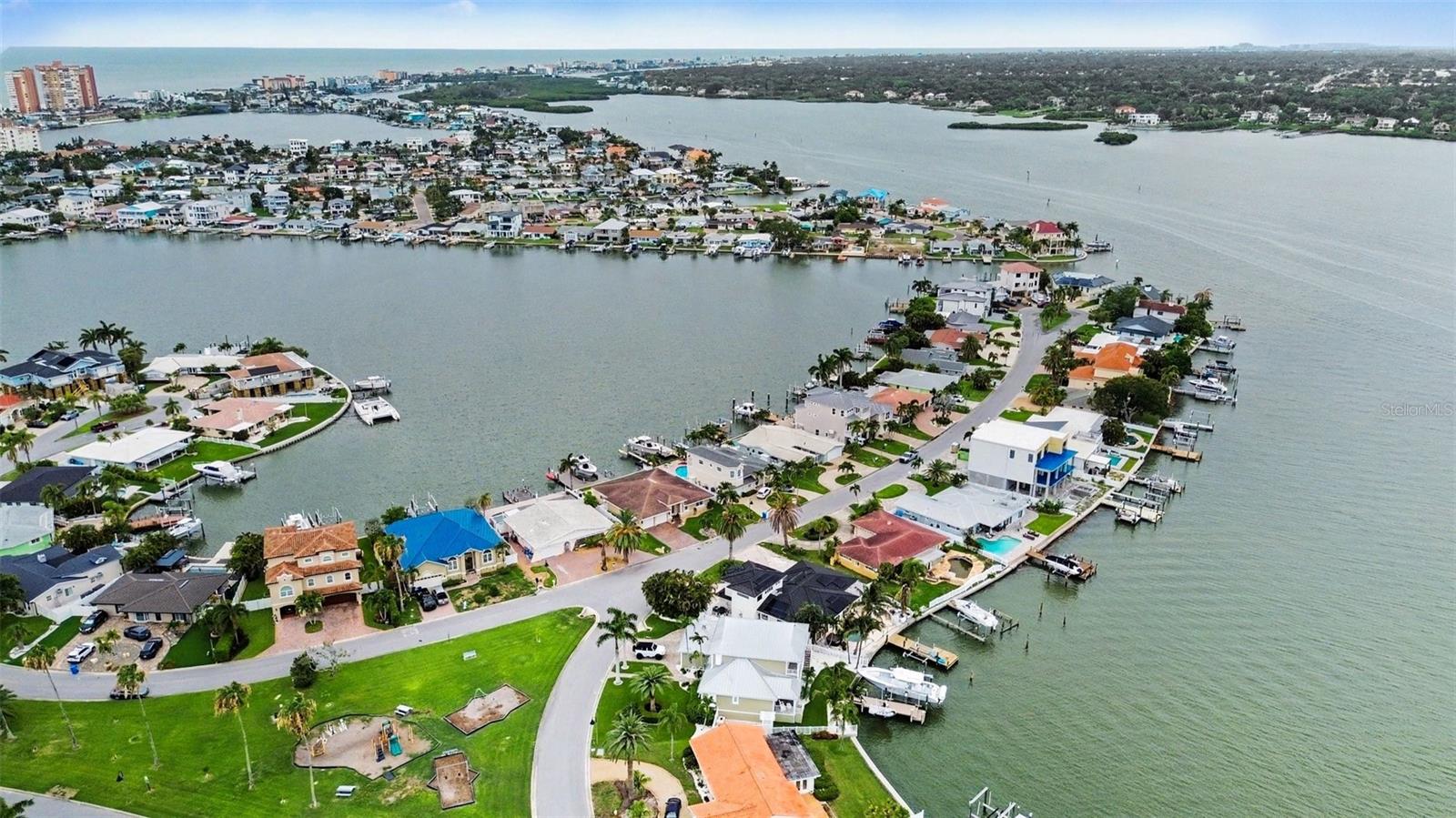 SUNRAY BEACH HOMES - Residential