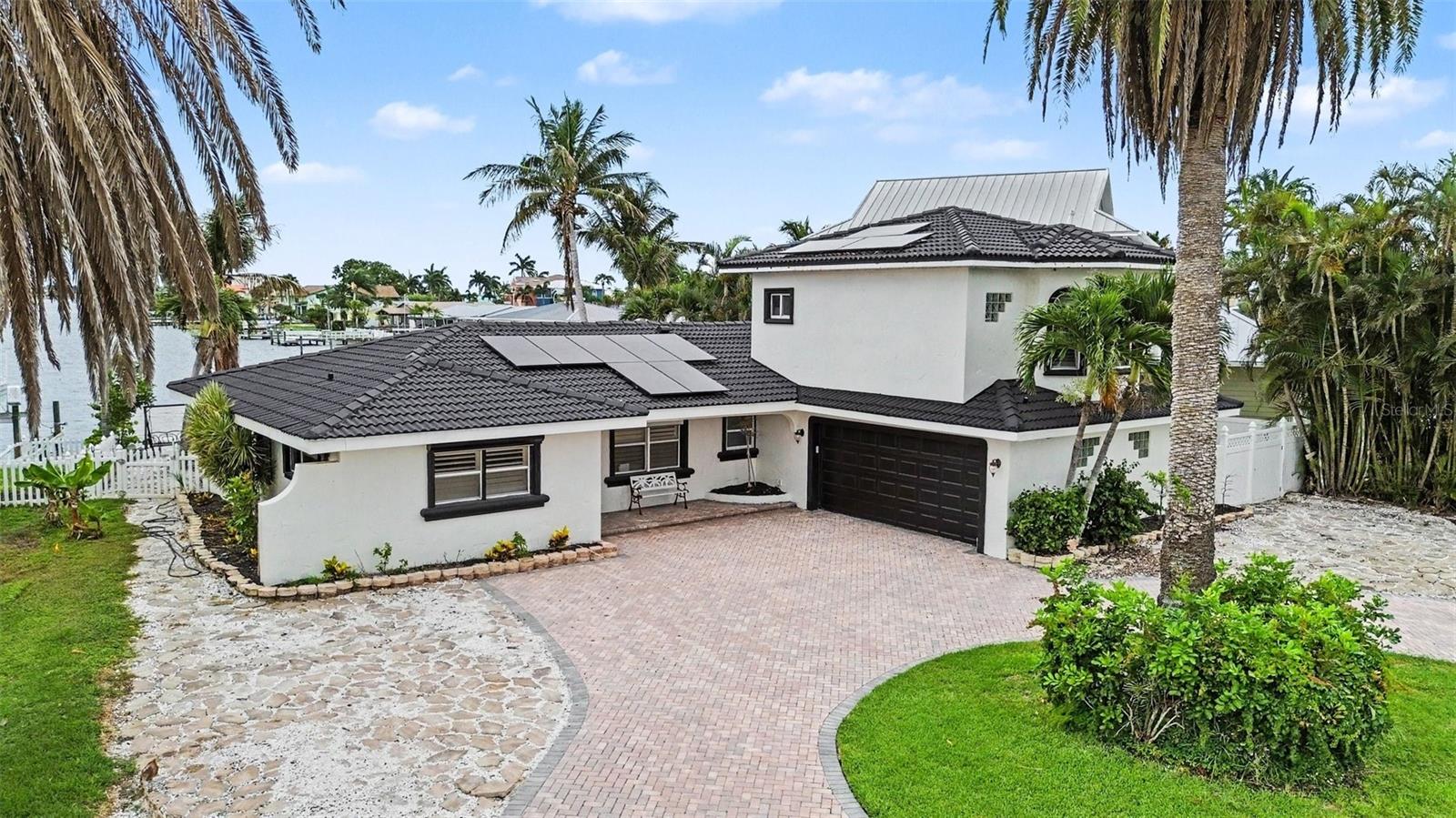 SUNRAY BEACH HOMES - Residential