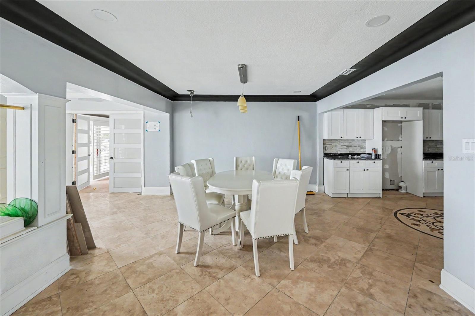 SUNRAY BEACH HOMES - Residential