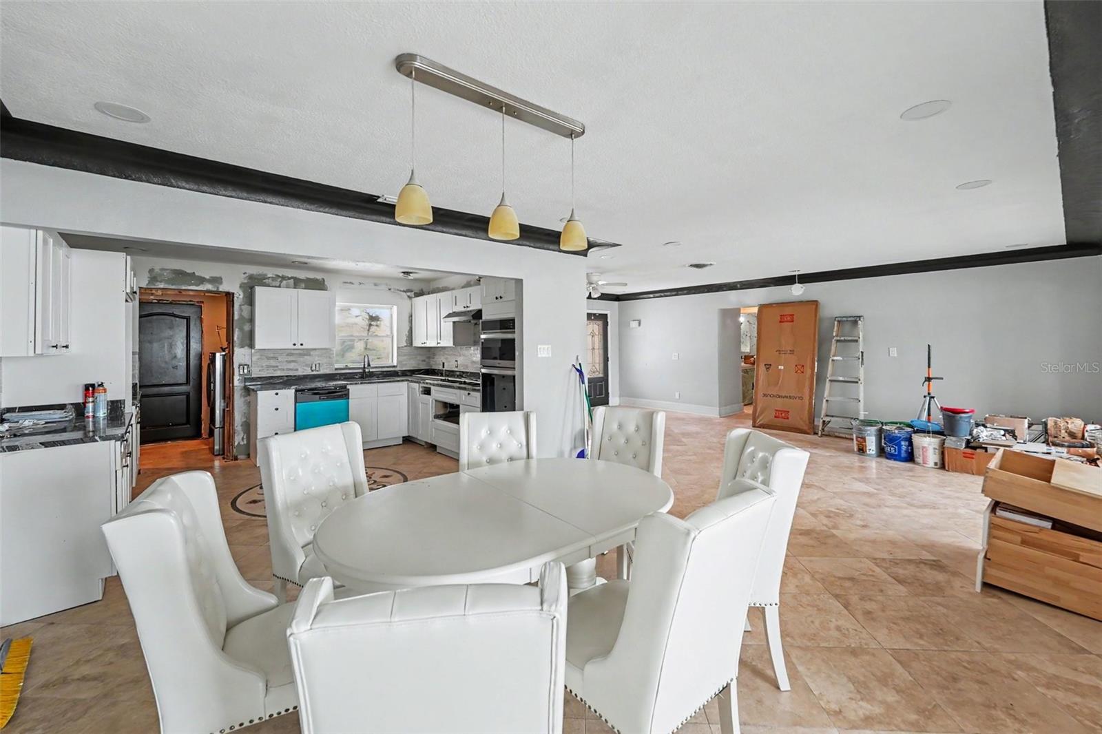 SUNRAY BEACH HOMES - Residential