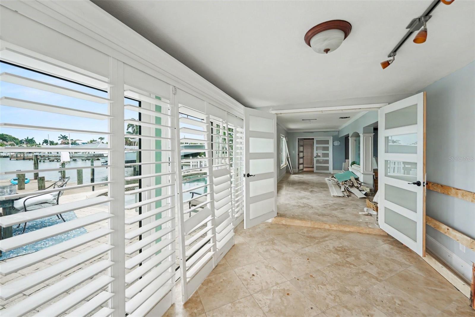 SUNRAY BEACH HOMES - Residential