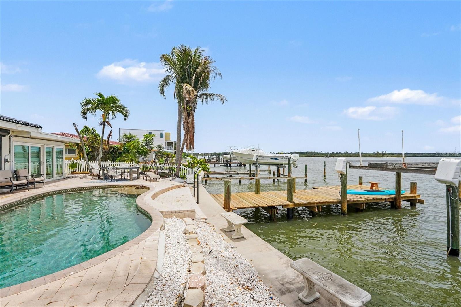 SUNRAY BEACH HOMES - Residential