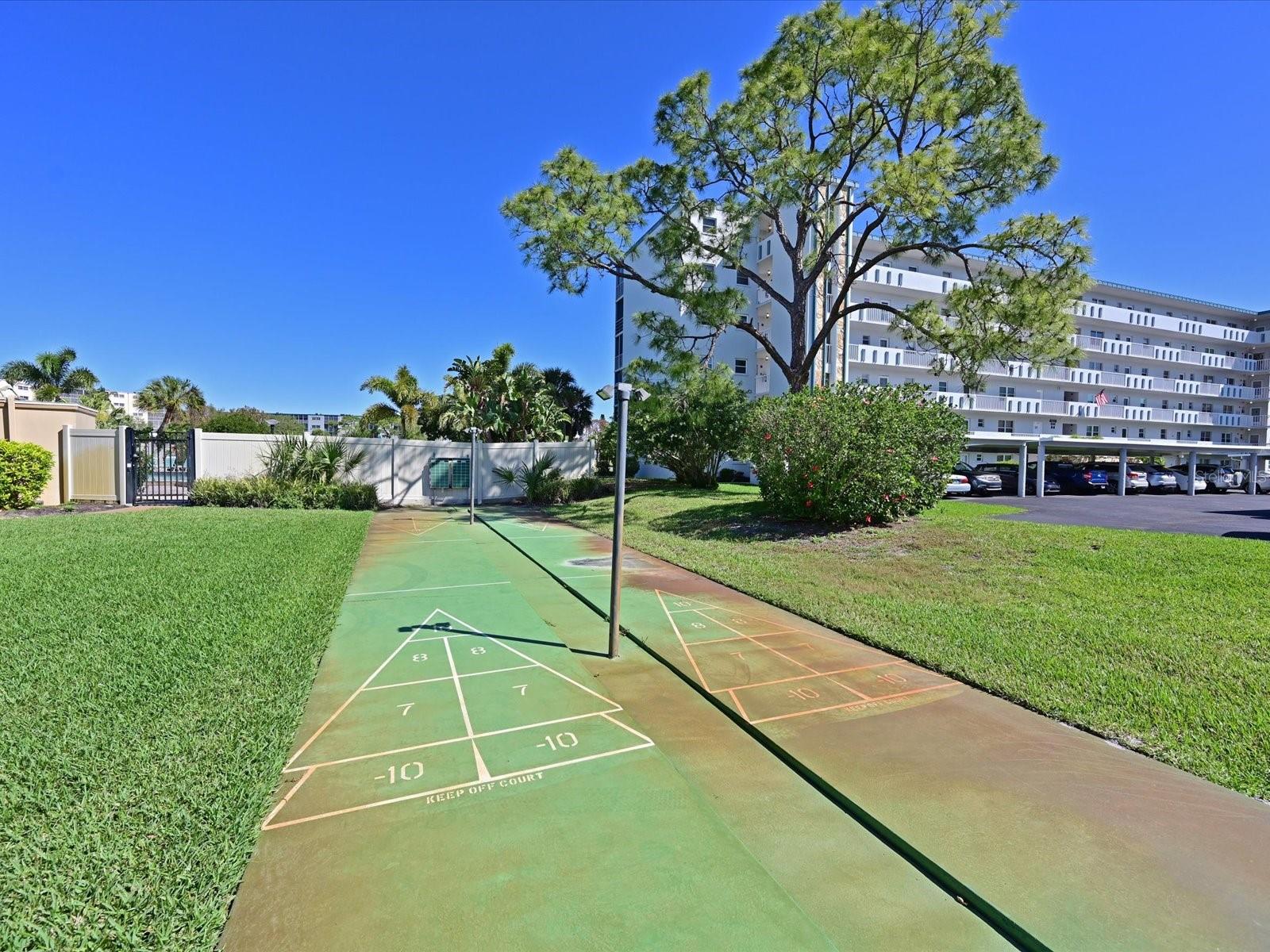 IRONWOOD TWELFTH CONDOMINIUM - Residential