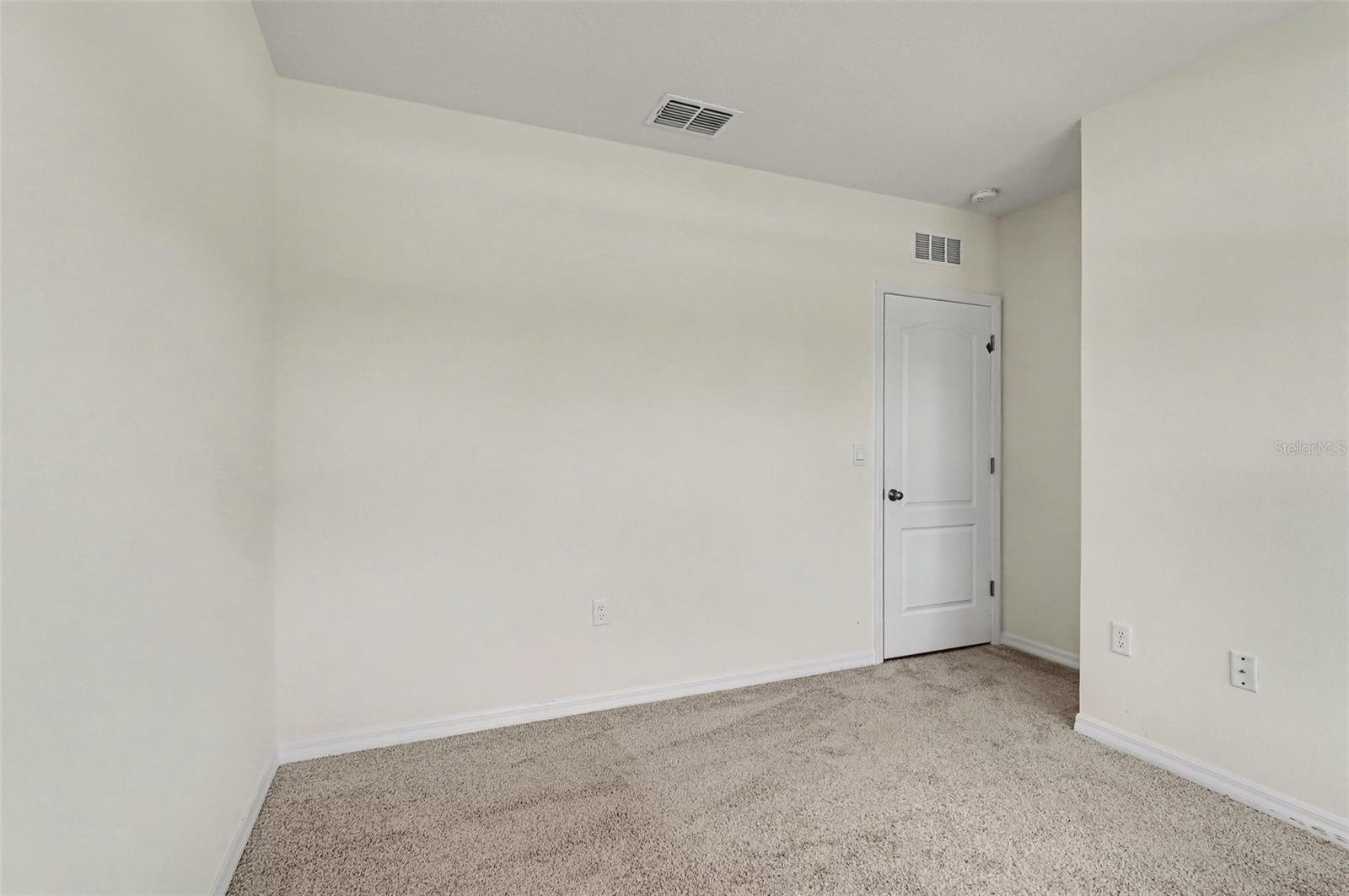 RIVIERA BELLA UN 9C - Residential Lease