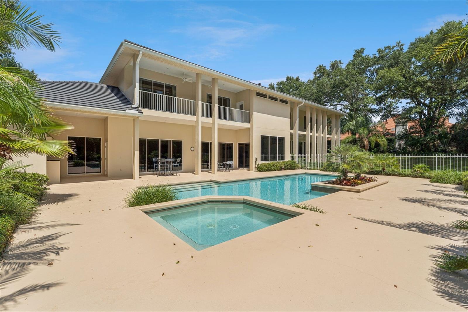 SWEETWATER CLUB UNIT 7 - Residential