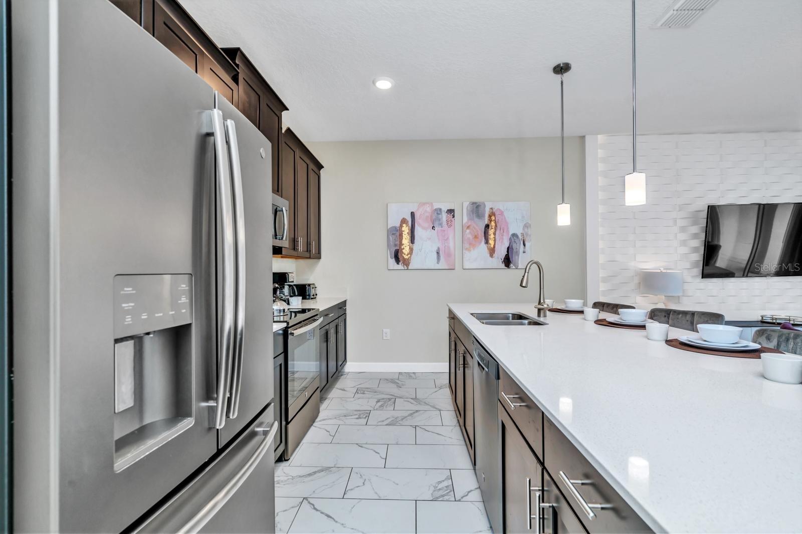 STONEYBROOK SOUTH - Residential Lease