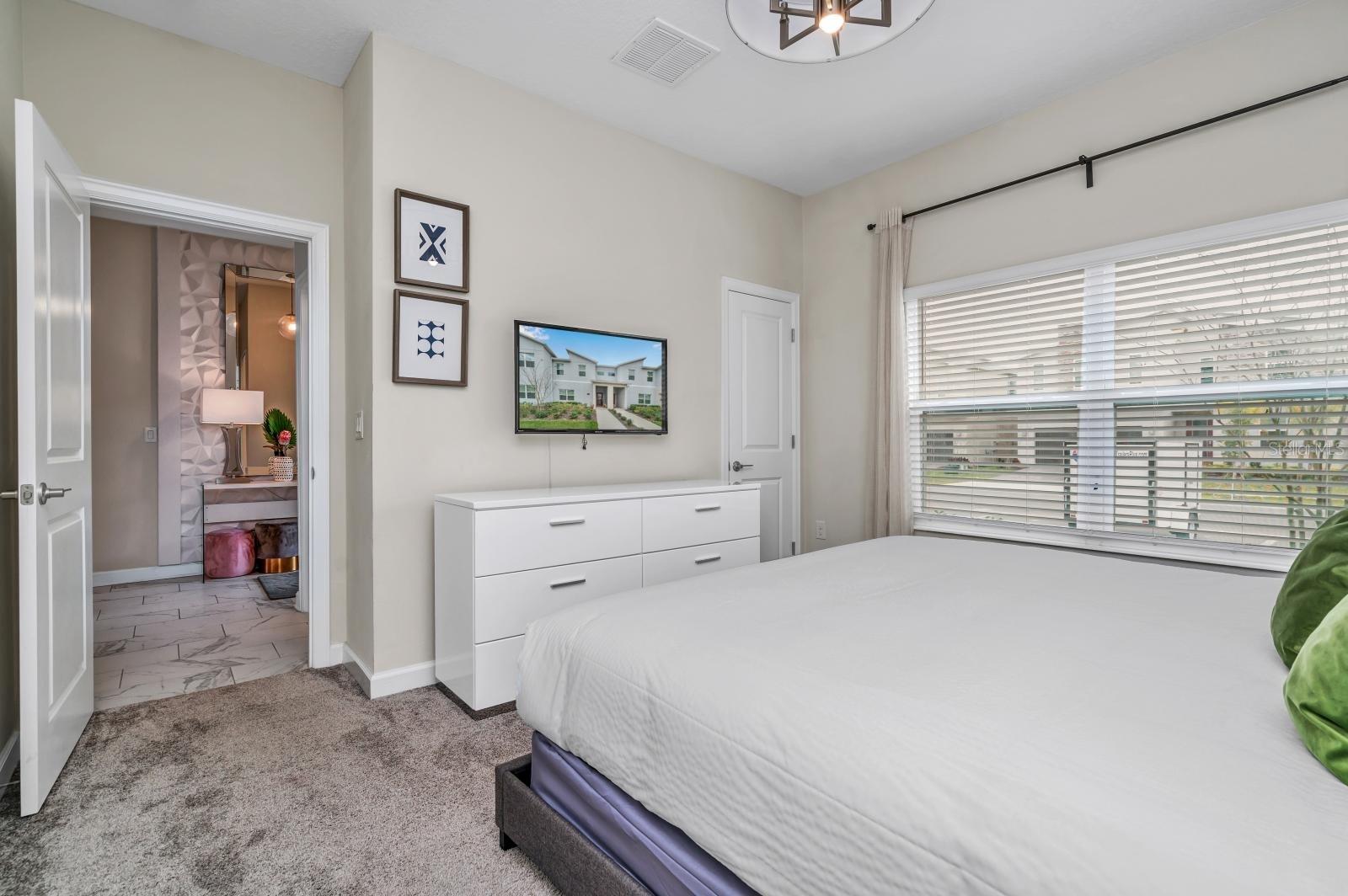 STONEYBROOK SOUTH - Residential Lease